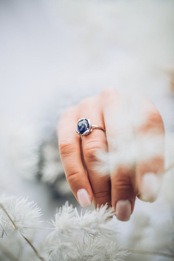 sapphire solid white gold ring